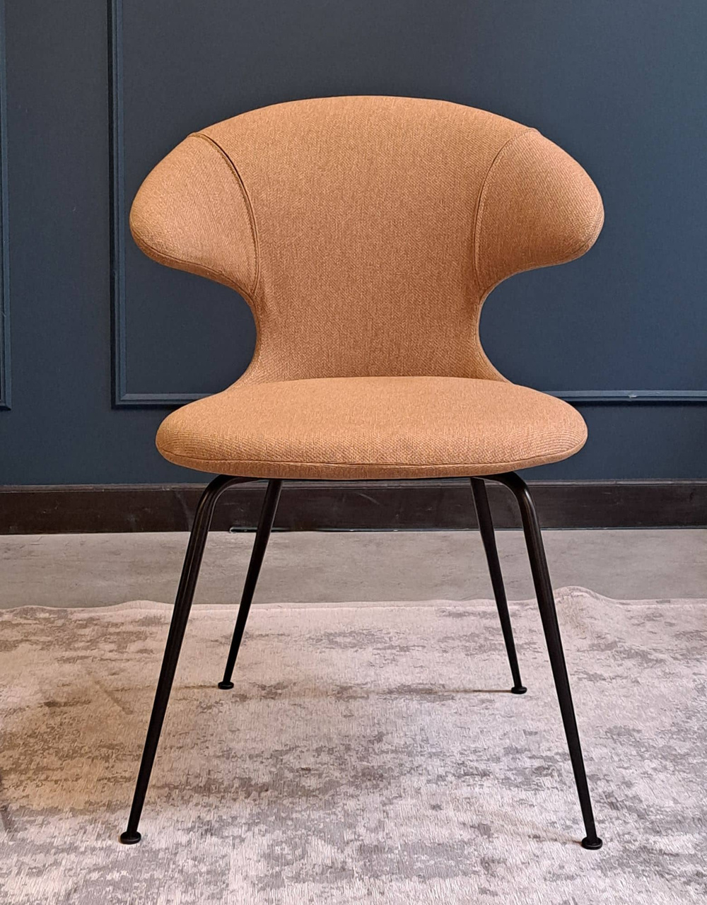 Z ekspozycji - Umage :: Krzesło Time Flies brązowy