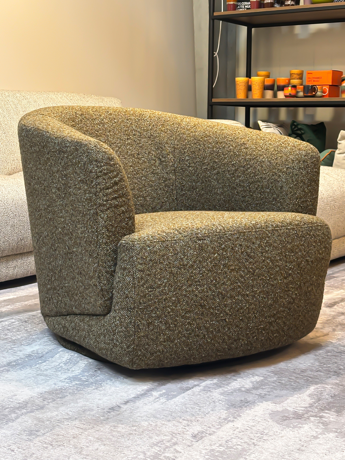 Escapade :: Fotel tapicerowany Ruben zielony