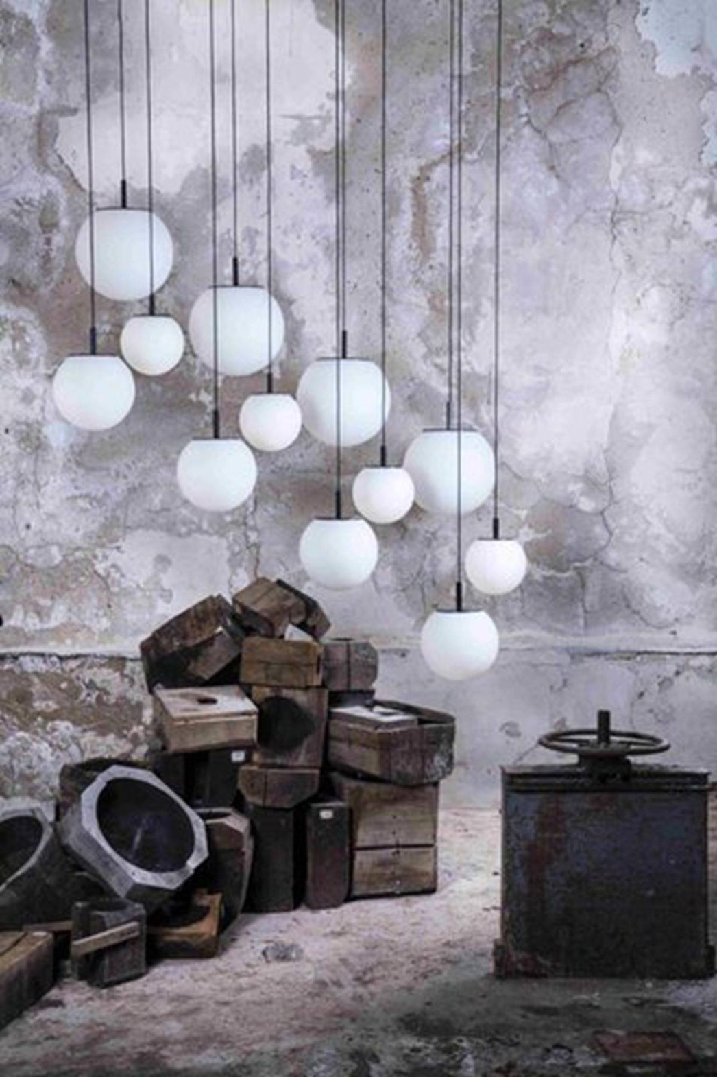 Brokis :: Pendent lamp Sfera white dia. 25 cm