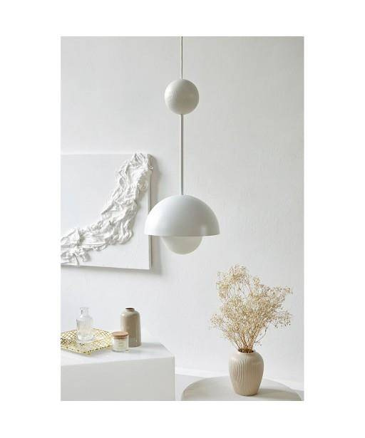 Ummo :: Kello A hanging lamp