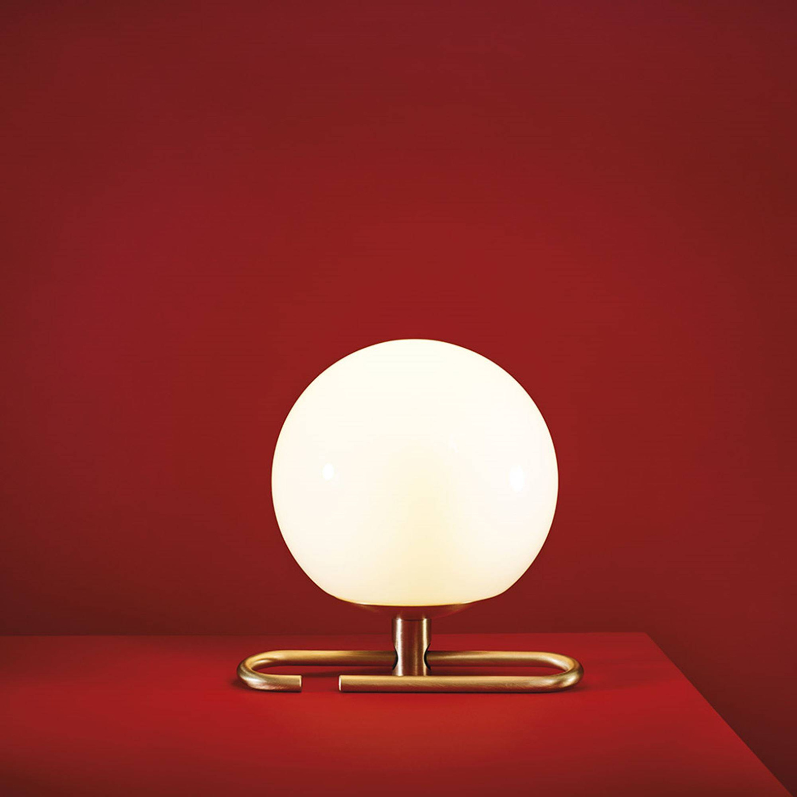 Artemide :: Table lamp Nh gold W: 32 cm