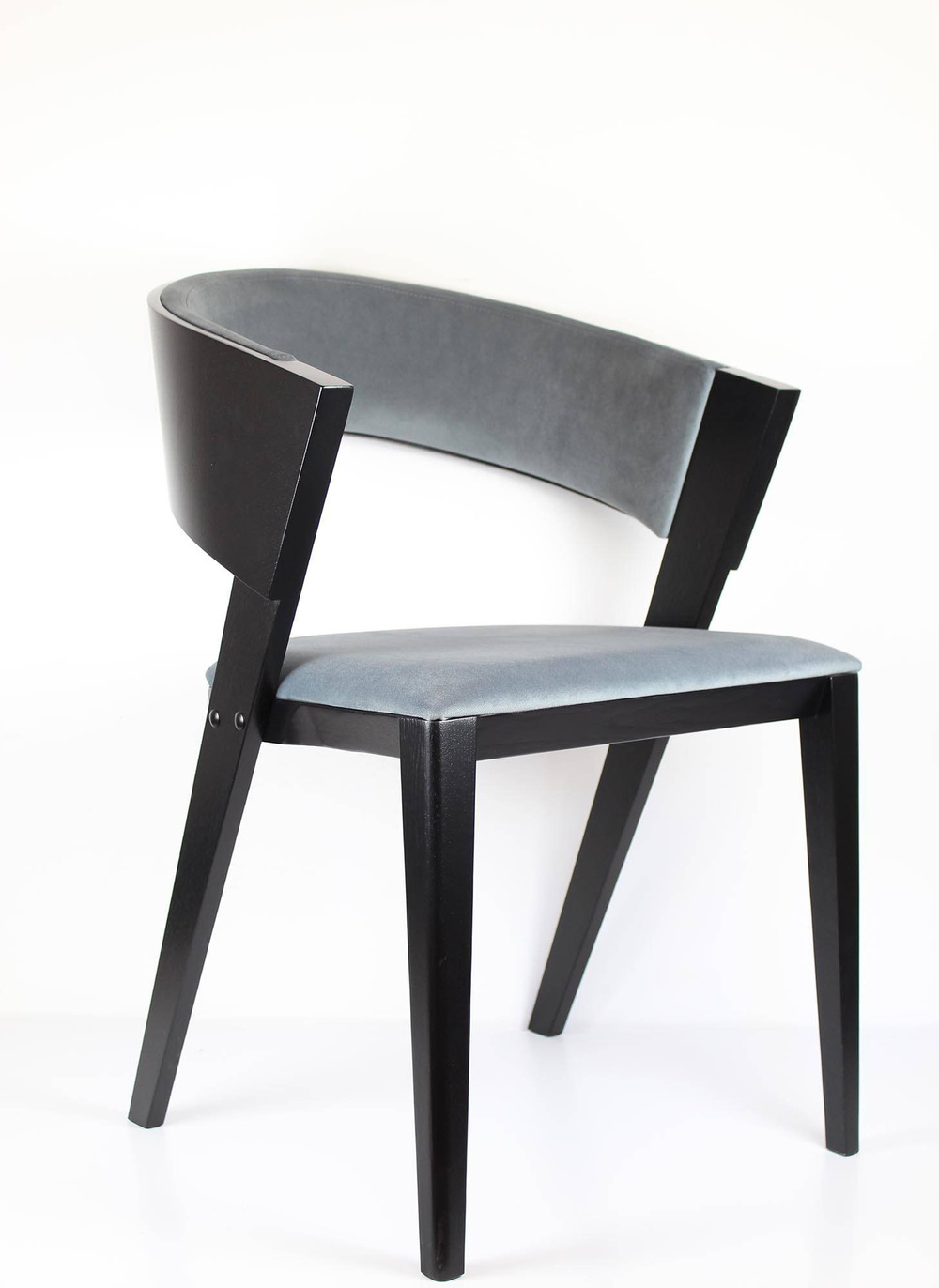 Fameg :: Fotel tapicerowany Cosy czarny dąb 