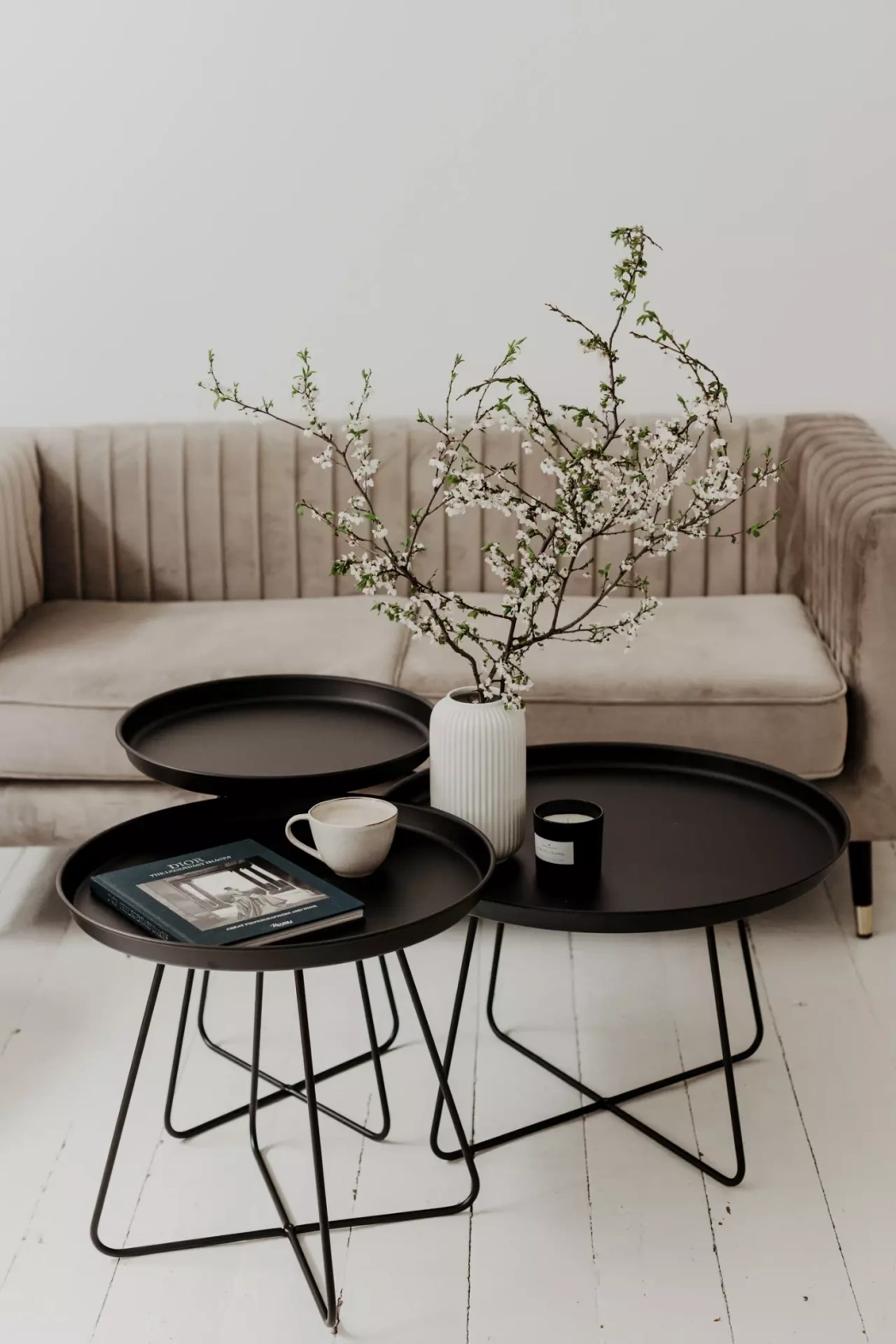 Nordifra :: Couchtisch aus Metall Rod 500 Größe M schwarz