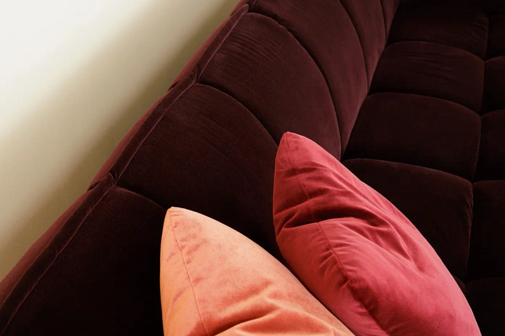 Sitzt :: Clyde Polstersofa, Farbe zur Auswahl