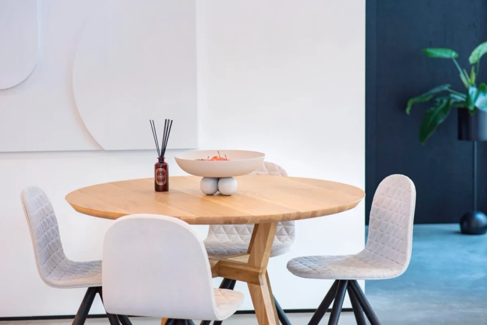 Szyszka Design :: Piko oak table, diameter 100 cm, round, natural