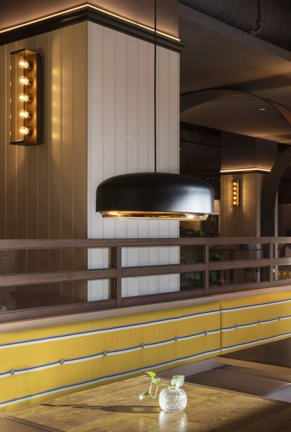 Umage :: Hazel Hängeleuchte, mattschwarz, mittel, Durchmesser 40 cm