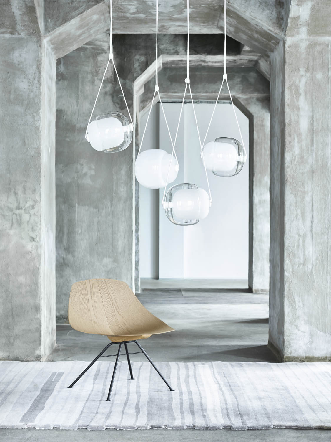 Brokis :: Capsula hanging lamp, color to choose from