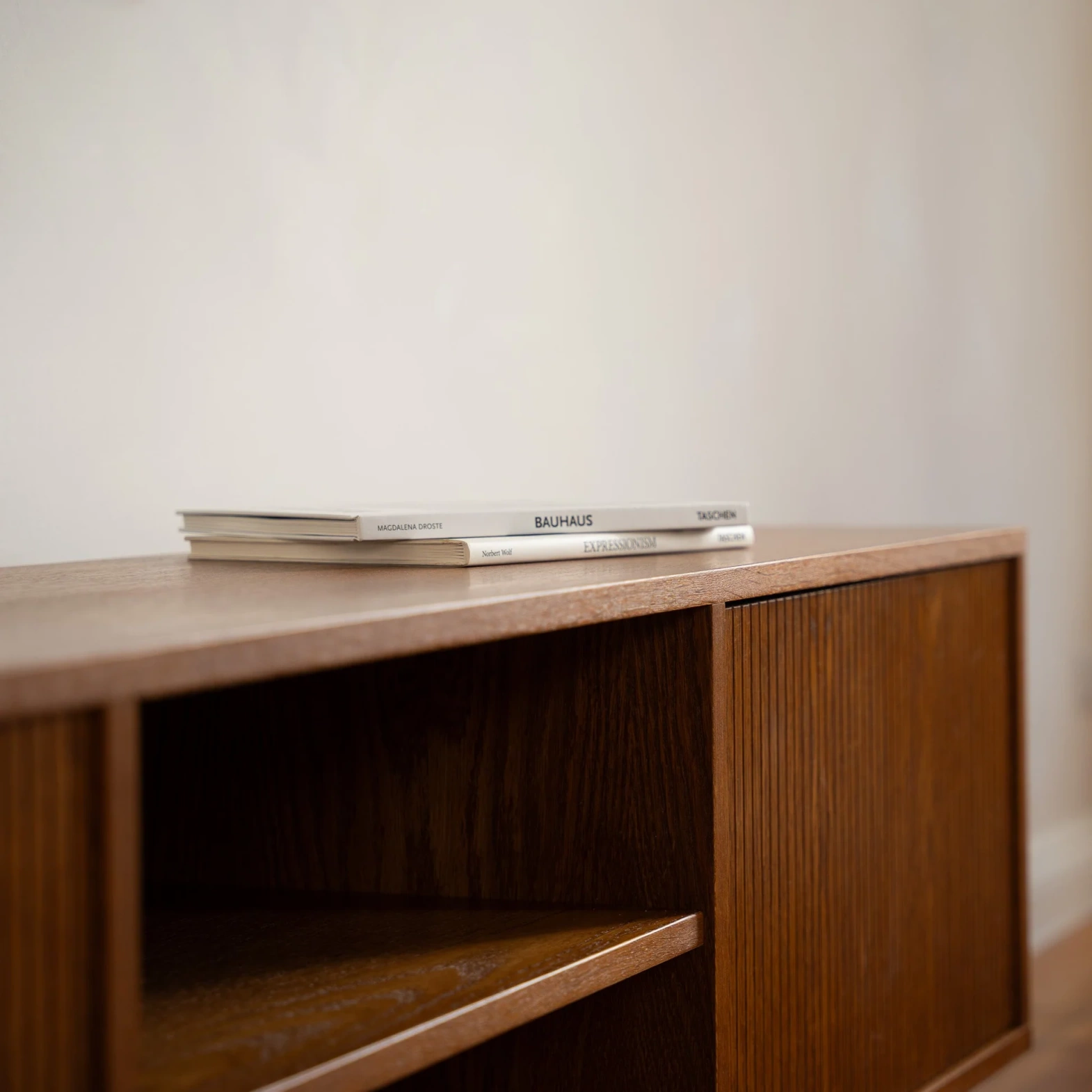 Pastform Furniture :: Drewniana komoda Lotv L rozmiar i kolor do wyboru