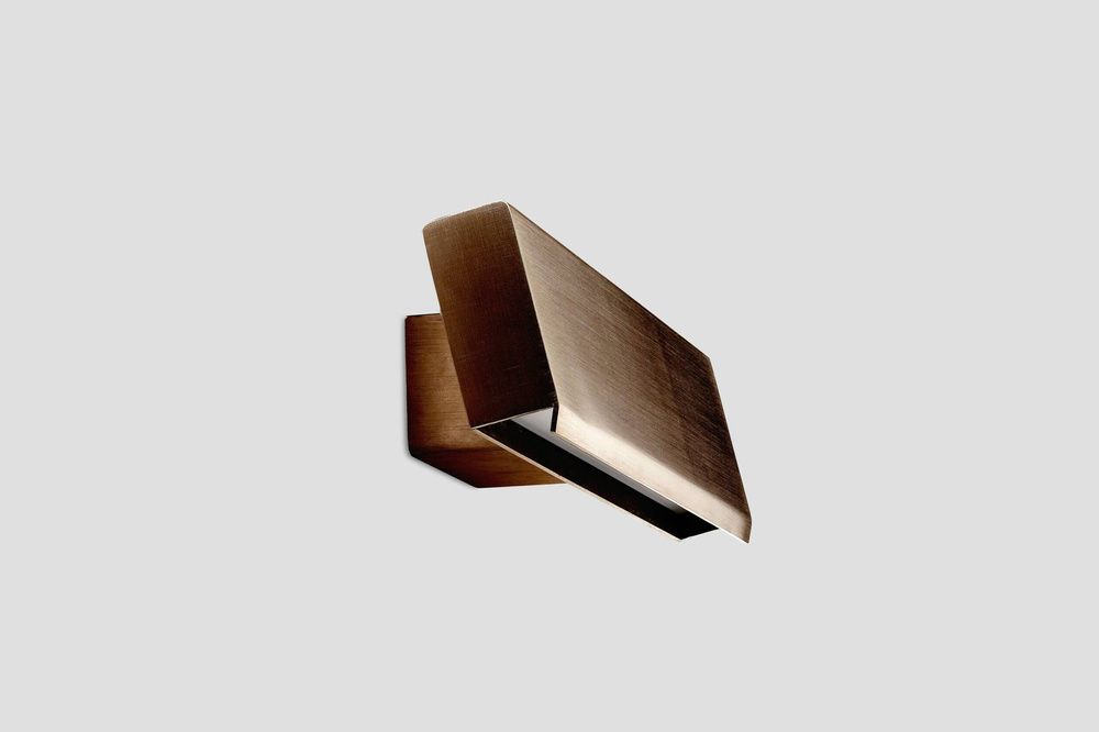 Anour :: Papilio Single wall lamp / sconce, width 8 cm, brown brass