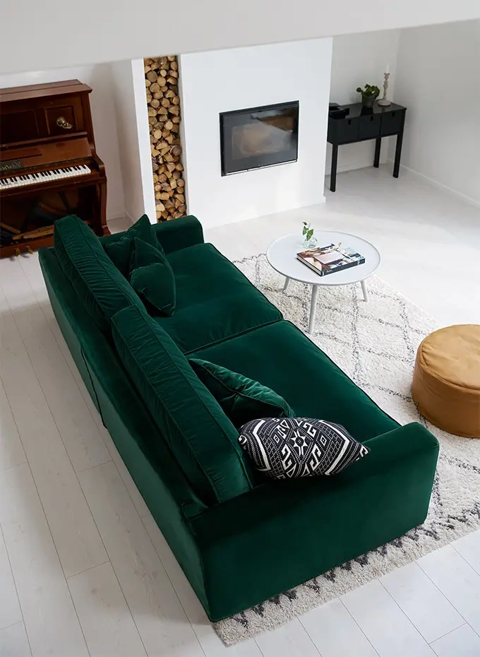 Sits :: New York upholstered sofa