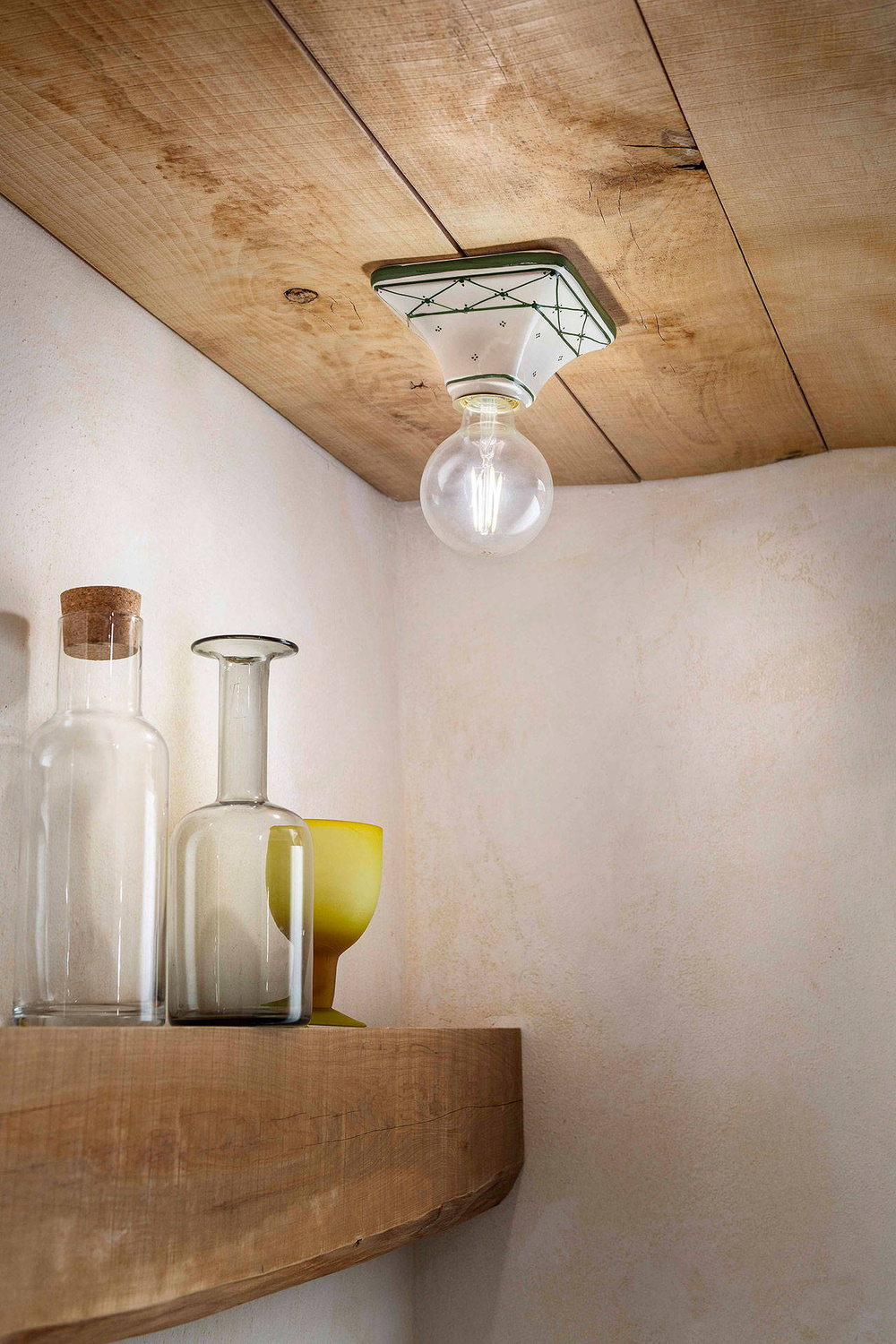 Ferroluce :: Lampa sufitowa Trieste biała z dekoracyjnym zdobieniem szer. 15 cm