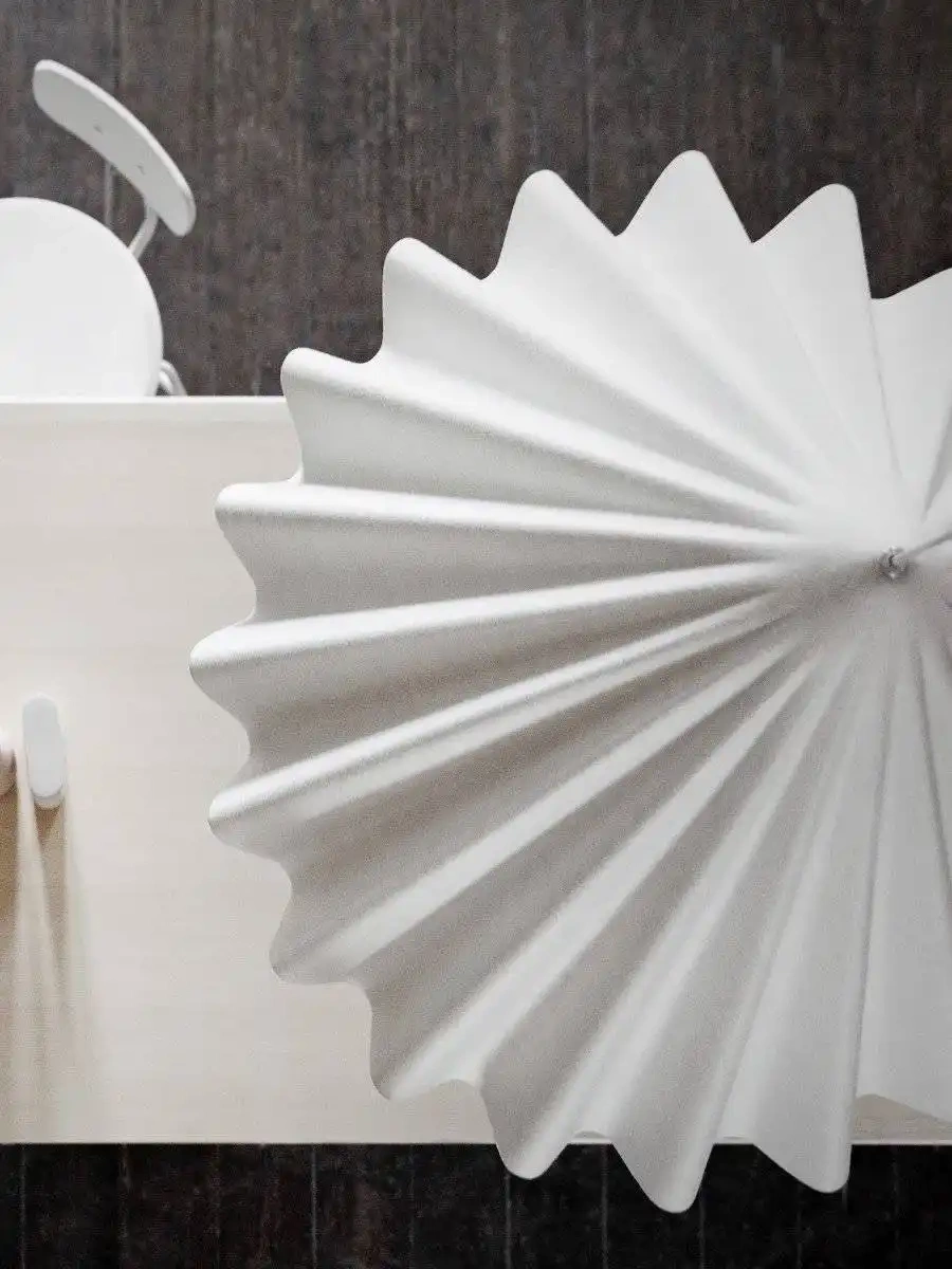 Audo Copenhagen :: Hängelampe fühlte Dancing Durchmesser 95 cm weiß