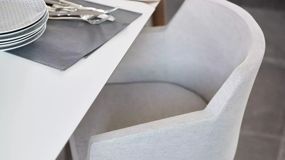 Mobitec :: Colibri C01 upholstered chair, gray, with armrests, 61 cm wide, wooden legs