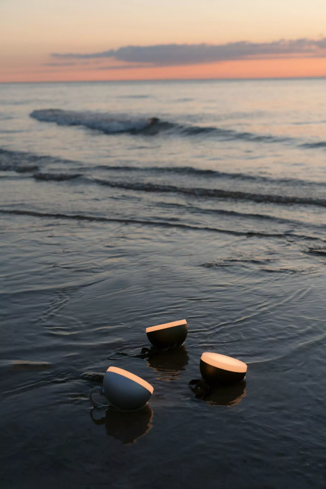 New Works :: Sphere portable lamp gray (also outdoor)