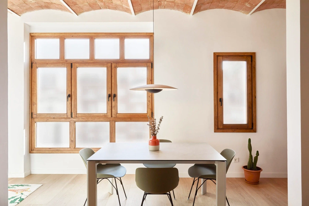 Marset :: Ginger pendant lamp, diameter 42 cm, oak, dimmable