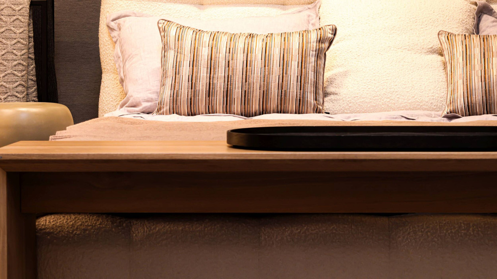 Nordic Line :: Michelle upholstered bed white bouclé 160x200 cm