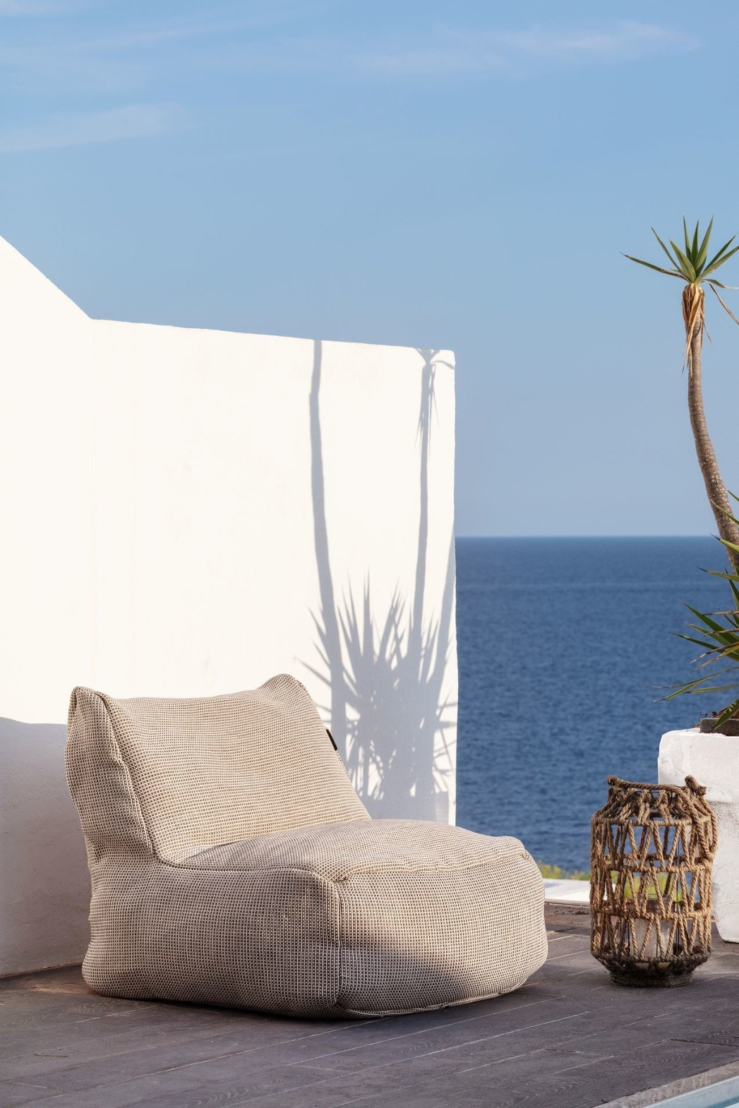 Roolf Living :: Outdoor armchair Extra Large beige