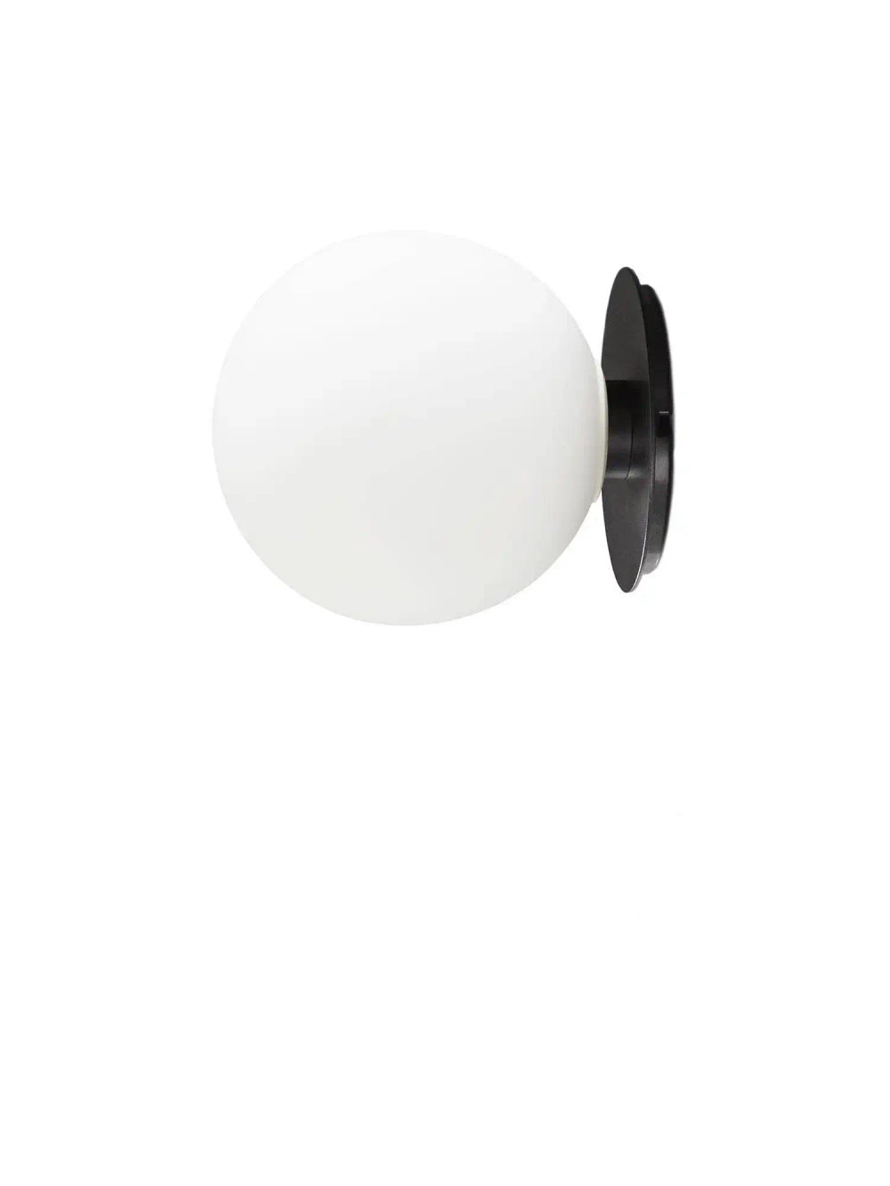 Audo Copenhagen :: Wall lamp TR Black w. Matt Opal Bulb
