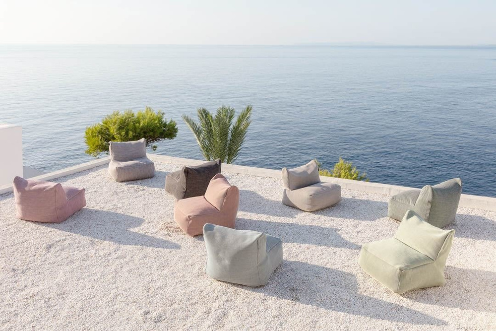 Roolf Living :: Outdoor armchair Extra Large beige