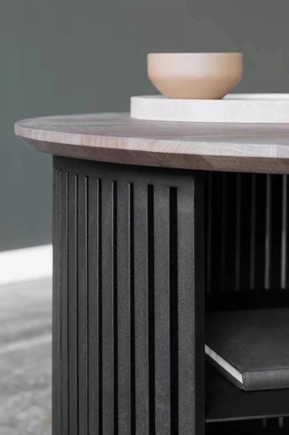 Loft Decora :: Couchtisch aus Metall Cave moccha Durchmesser 90 cm schwarz