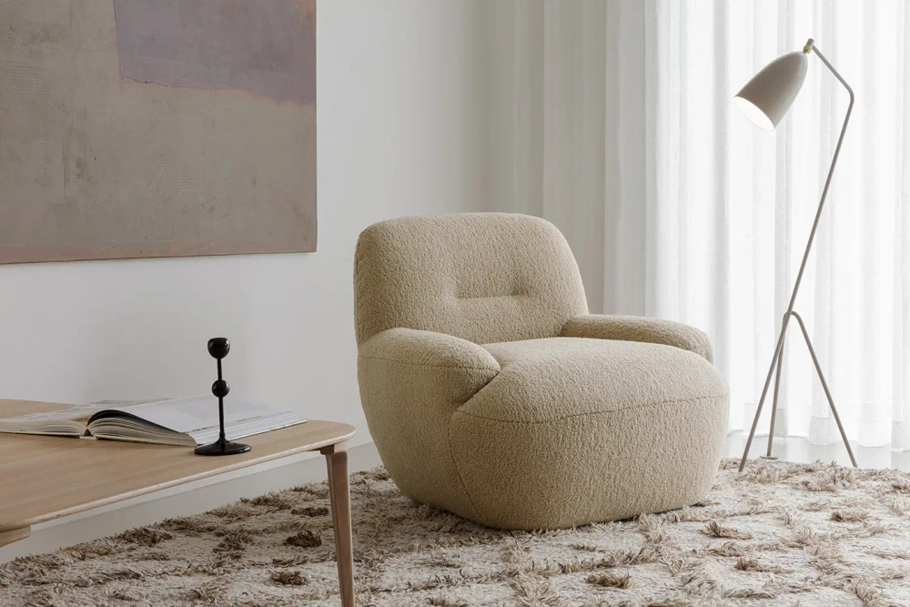 Sits :: Uma upholstered armchair also available in a swivel version