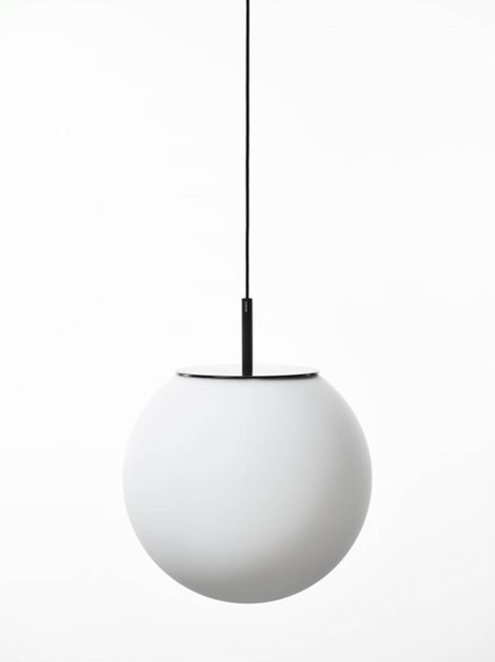 Brokis :: Hängelampe aus Glas Sfera Durchmesser 50 cm weiß