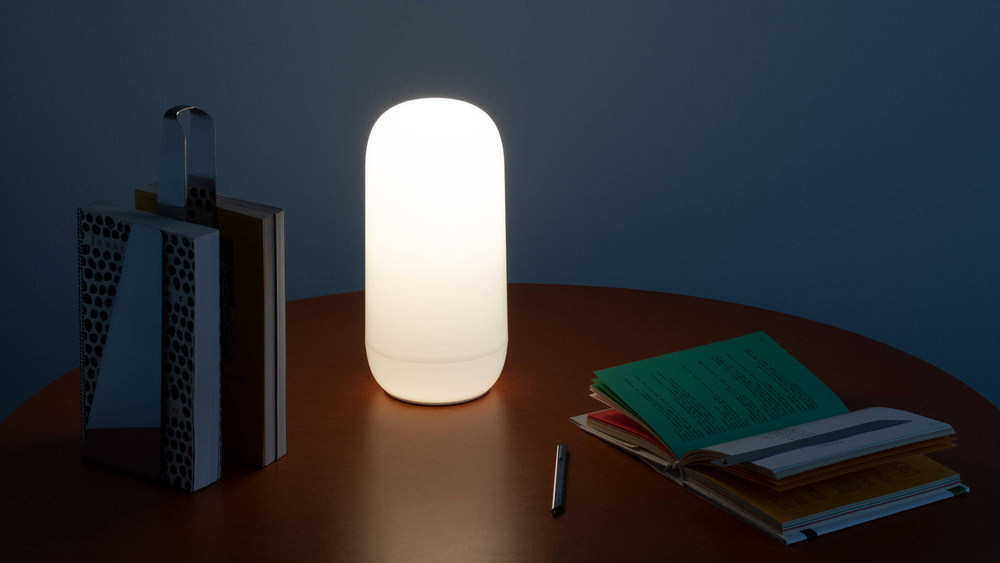 Artemide :: Tischlampe aus Glas Gople Plug Höhe 27 cm weiß