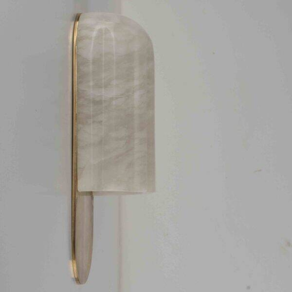 Embassy Interiors :: Urania Wandleuchte/Wandleuchte aus Alabastermessing, Höhe 23 cm