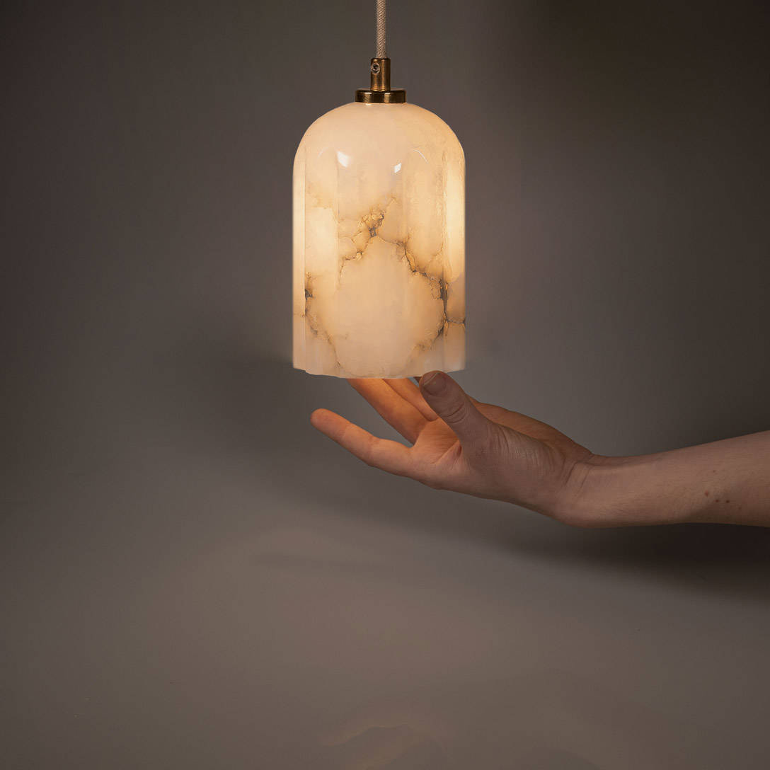 Embassy Interiors :: Urania Alabaster Pendelleuchte, Durchmesser 9,5 cm