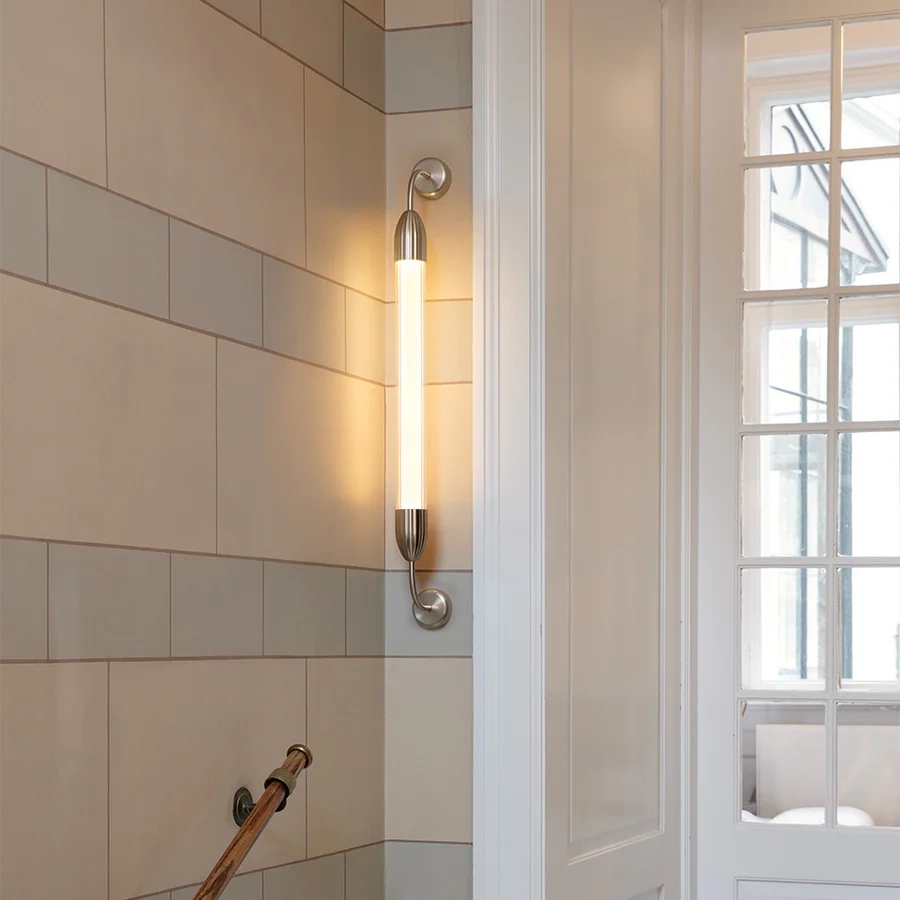 Umage :: Lemon Squeeze Long Wandleuchte / Wandleuchte, Höhe 94 cm, Messing poliert