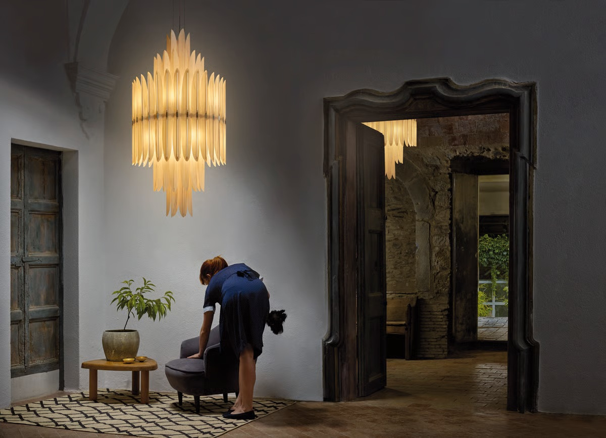 LZF :: Voliere short hanging lamp, height 110 cm, light natural veneer