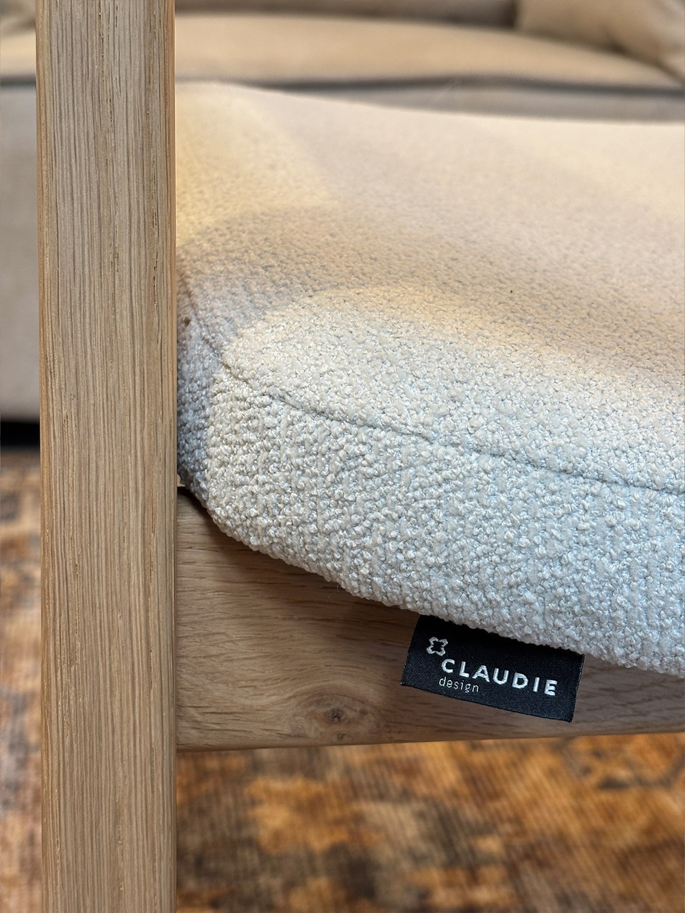 Claudie Design :: Linda upholstered chair, width 58.5 cm, white