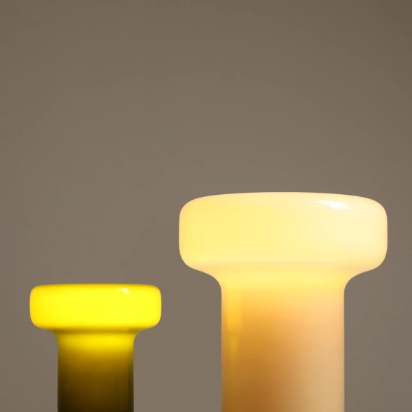 Artera :: Bonbon Lime table lamp size S height 20 cm green