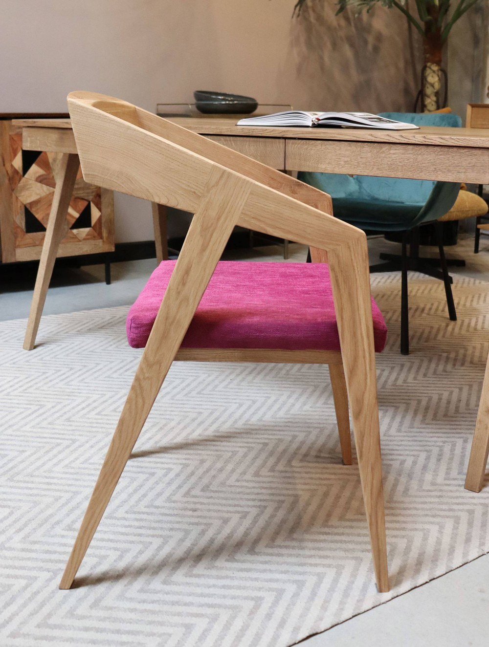 Szyszka Design :: Wooden chair Piko pink