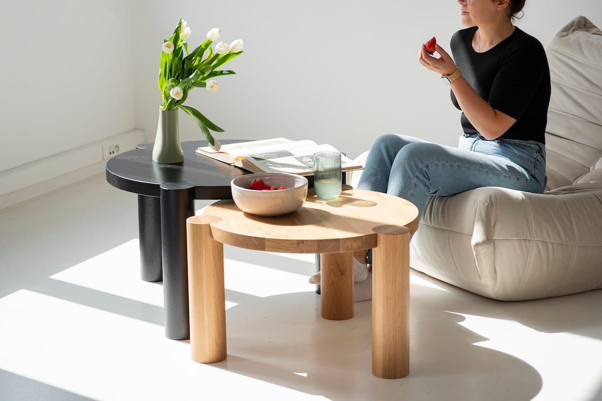 Szyszka Design :: Stolik dębowy Trika śr. 70 cm / wys. 45 cm czarny