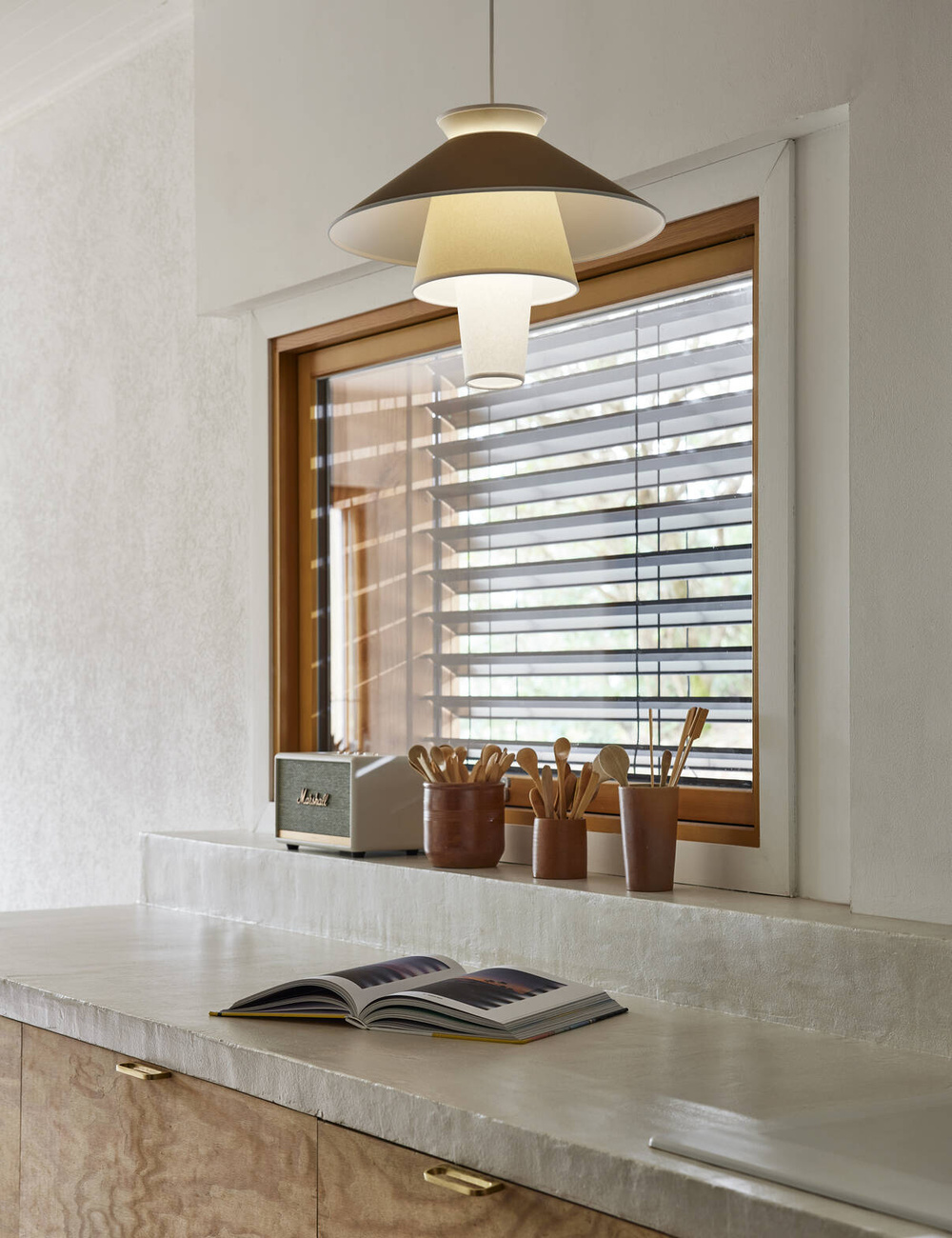 Market Set :: Ruche hanging lamp, diameter 40 cm, brown, size S