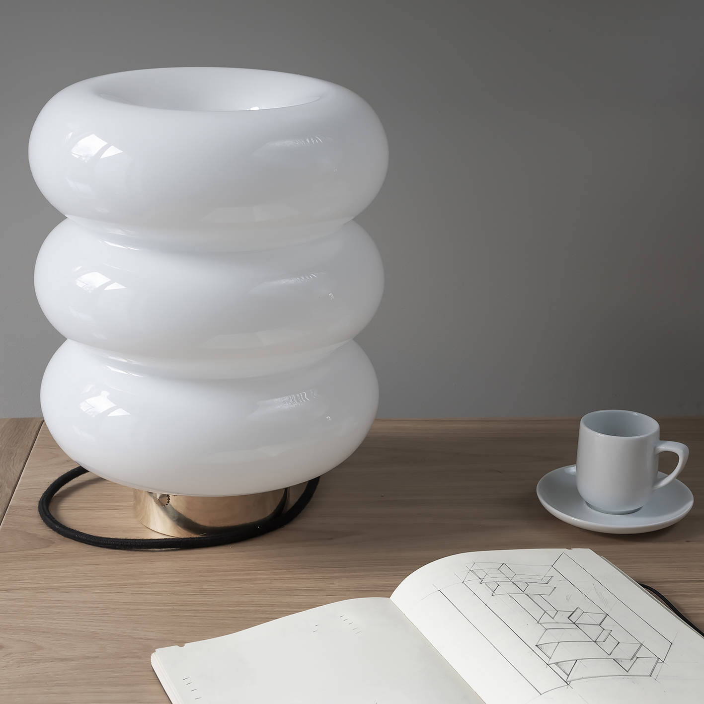 Embassy Interiors :: Glass table lamp Bibe white H: 29,5 cm