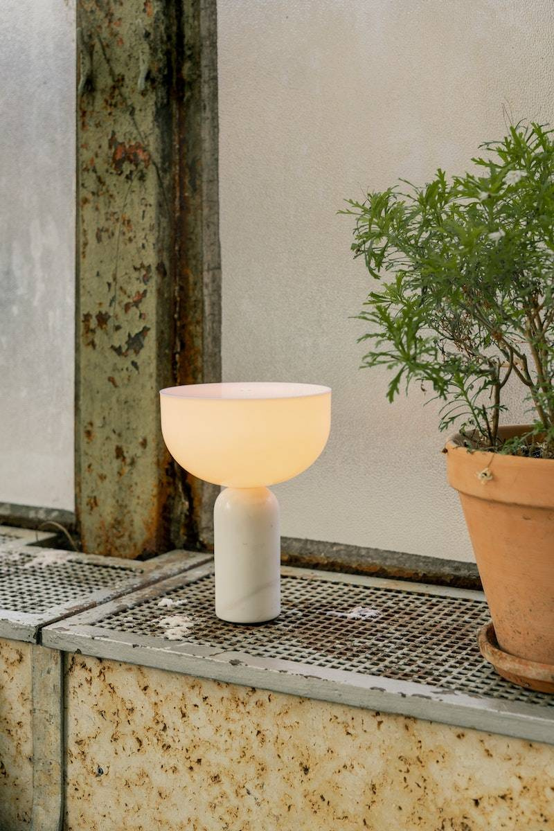 New Works :: Kizu table lamp, portable, marble base, white, height 24 cm