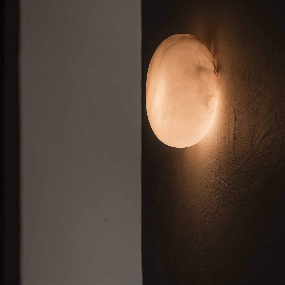 Embassy Interiors :: Lampa ścienna / Kinkiet Alkione alabaster śr. 15 cm biała