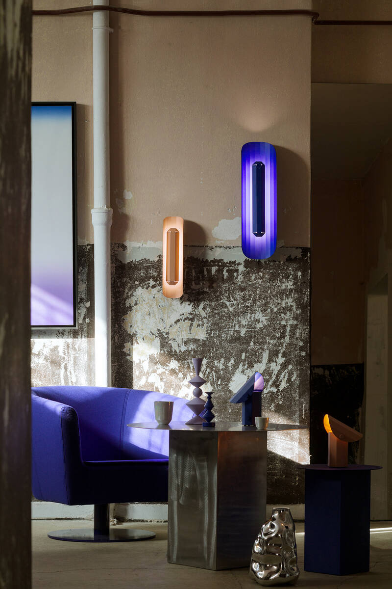 Kaspa :: Apolin portable lamp, height 18 cm, cobalt