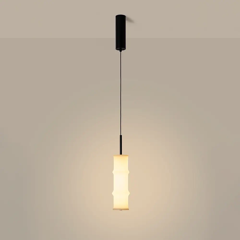 Aromas :: Lampa wisząca Canna wys. 30 cm klosza biało-czarna