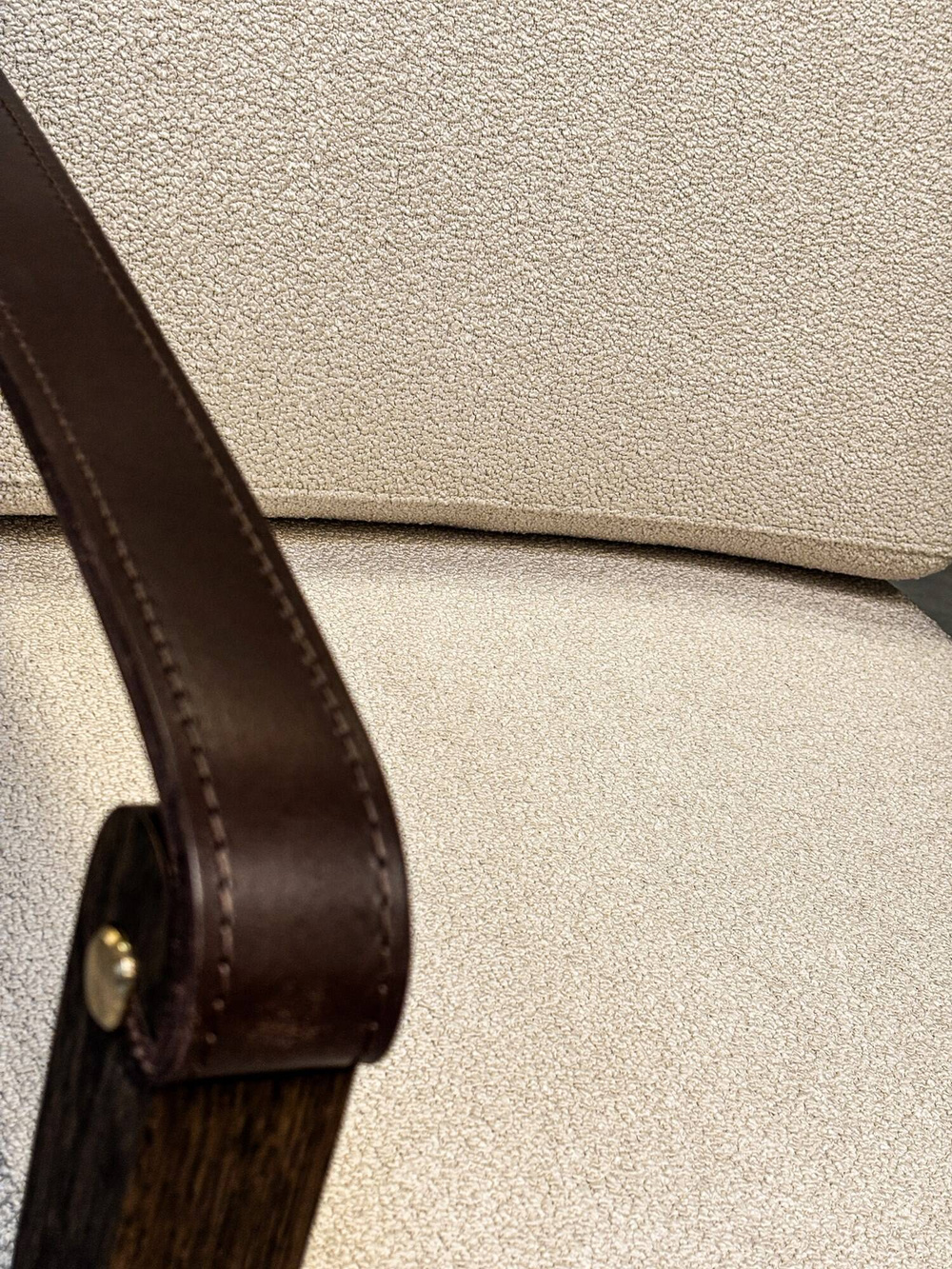 Nordic Line :: Philip beige upholstered armchair